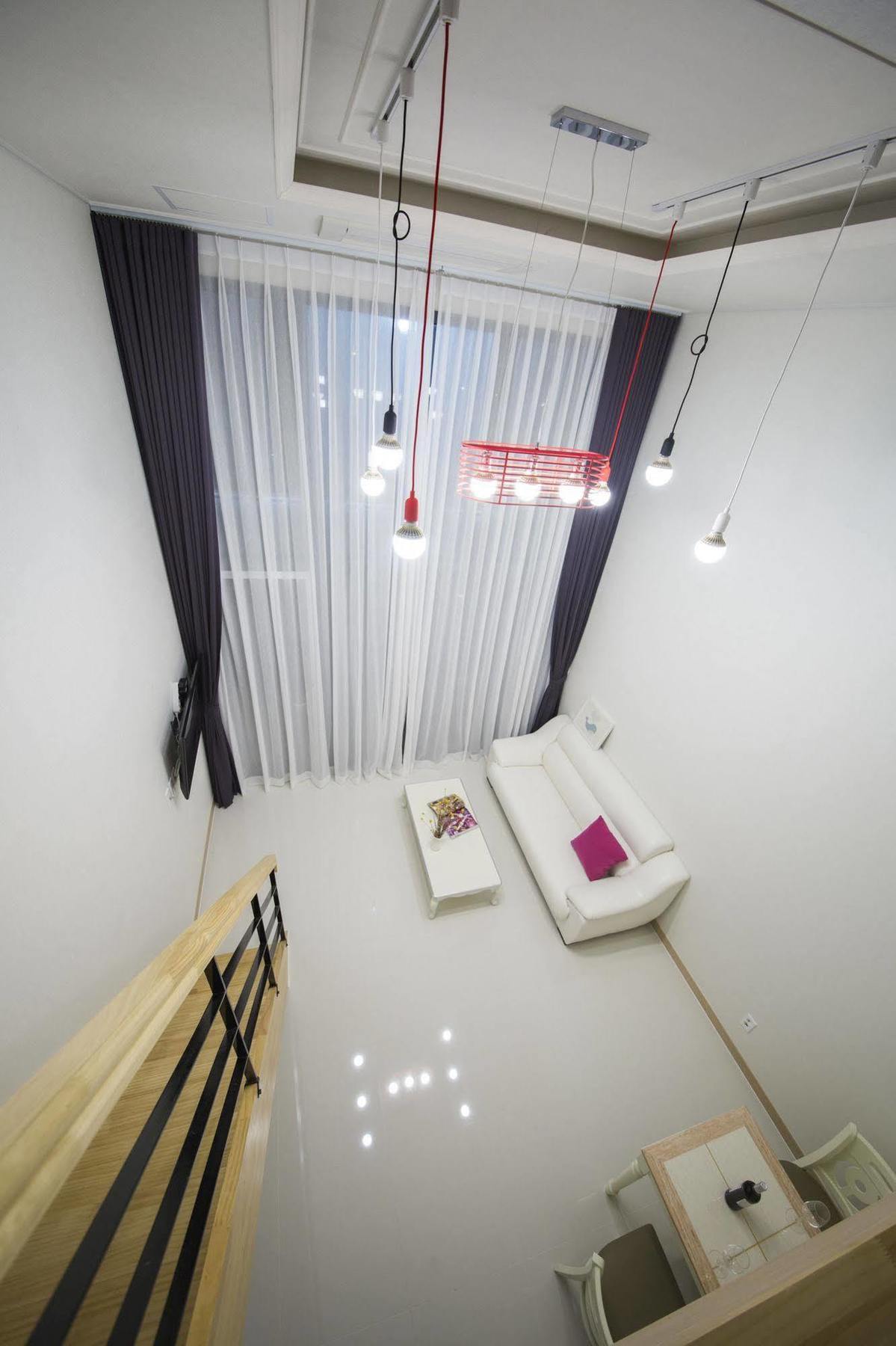 J Raum Resort Согвипхо Экстерьер фото